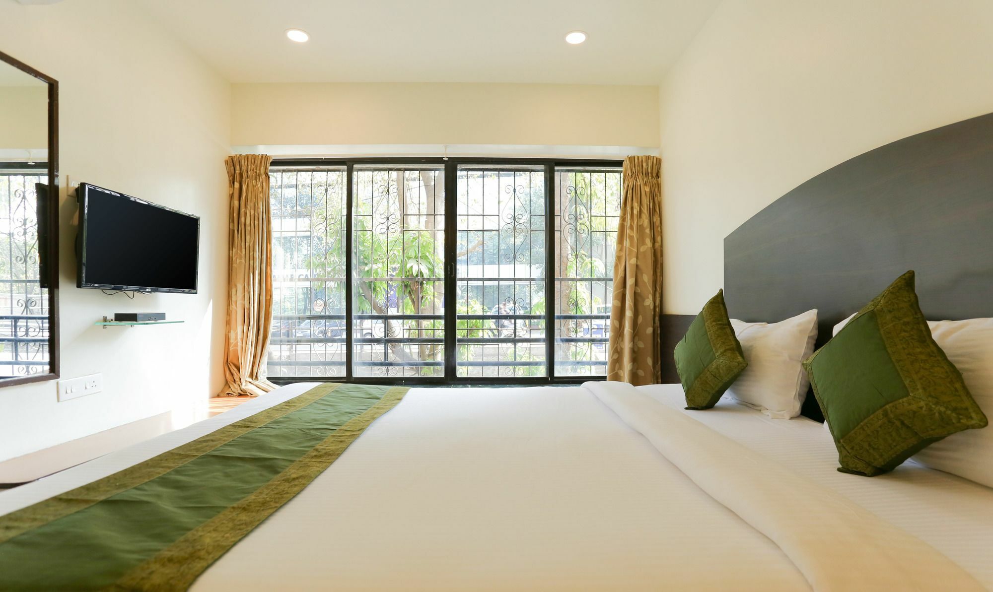 Itsy Hotels Hill View Ex Pune Dış mekan fotoğraf